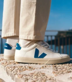 VEJA CAMPO LEATHER WHITE SWEDISH BLUE