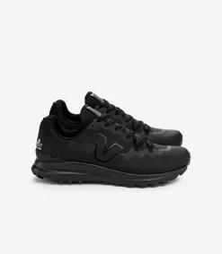 Damen VEJA FITZ ROY TREK-SHELL X SEA SHEPHERD FULL BLACK