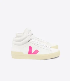 VEJA MINOTAUR LEATHER WHITE SARI BUTTER