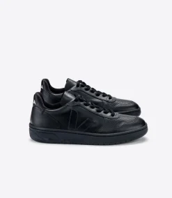 VEJA V-10 CWL ALL BLACK