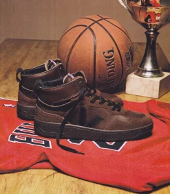 Damen VEJA V-95 LEATHER WALNUT BLACK