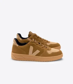 VEJA V-10 SUEDE CAMEL DESERT